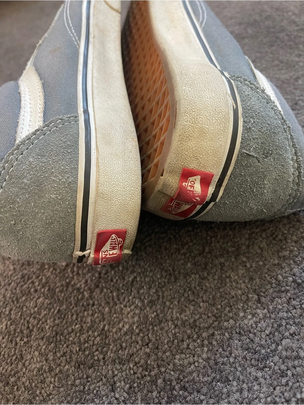 Men's Gray Blue Suede Skate Sneakers - Casual Lace-Up